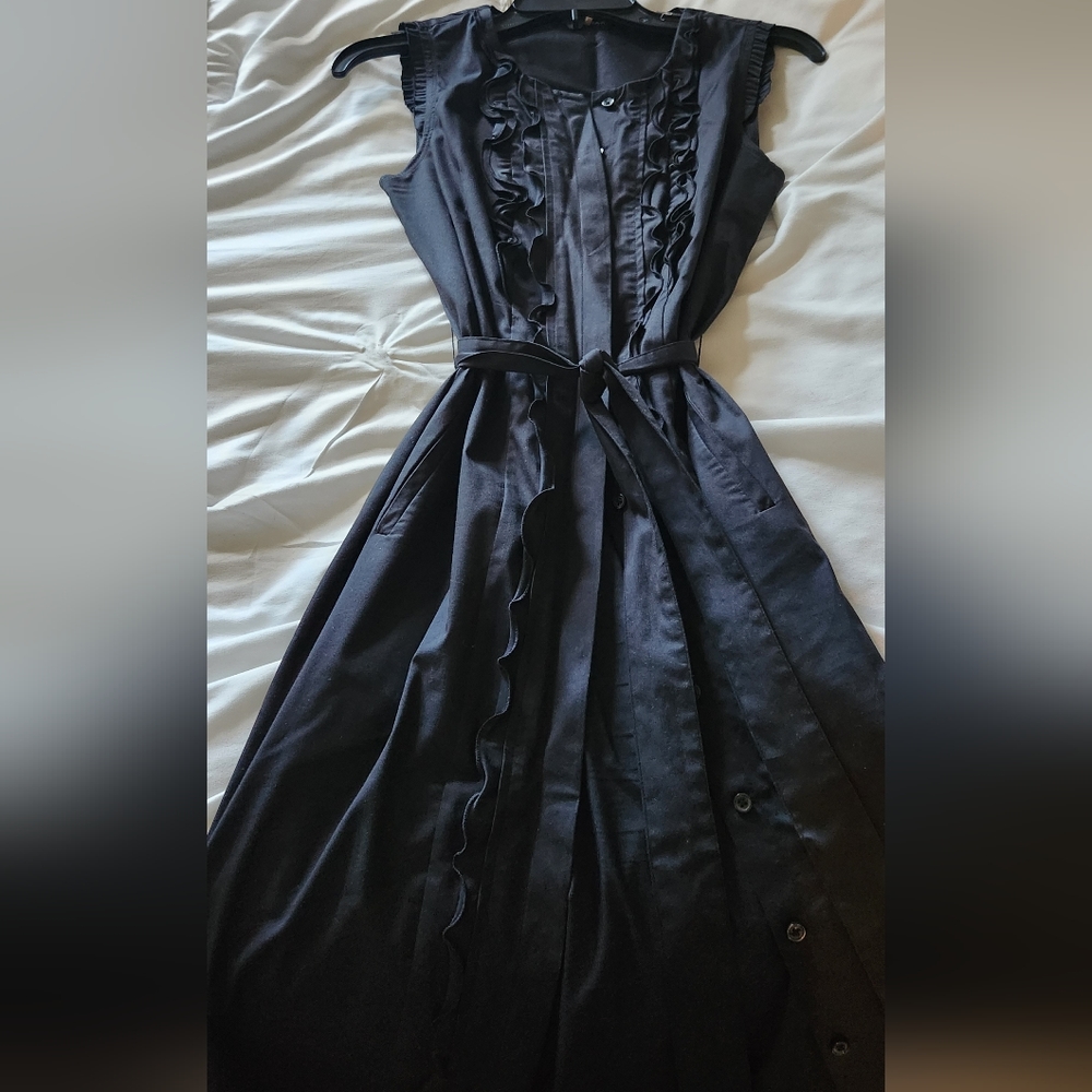 Elie Tahari sleeveless black dress size 2
